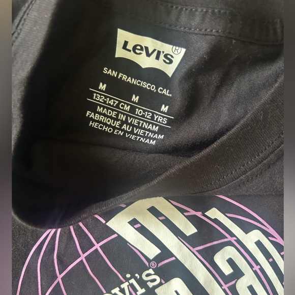 Levi’s Girls Long Sleeve Tees Bundle. - Picture 4 of 6